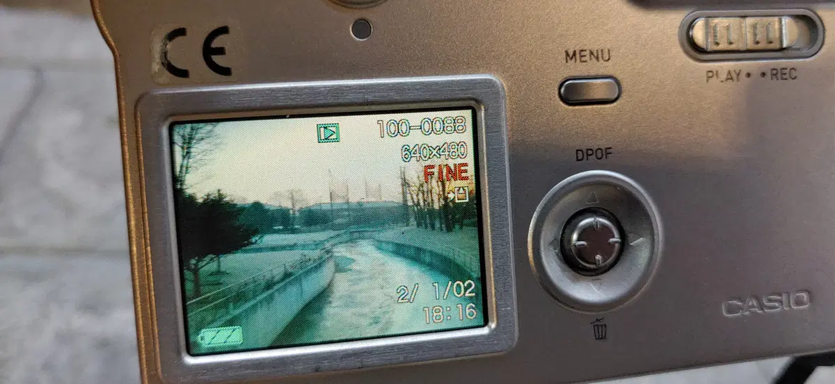 thumbnail-8